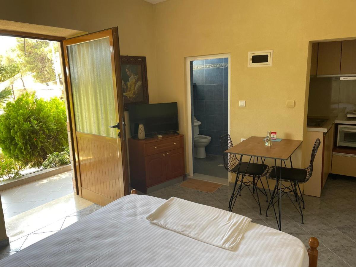 Elias Guest House ساراندا المظهر الخارجي الصورة