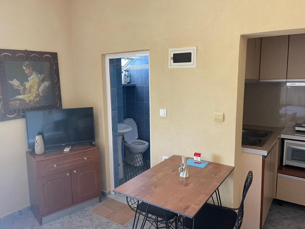 Elias Guest House ساراندا المظهر الخارجي الصورة